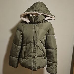 Madden Girl Parachute Puffer With Faux Sherpa Hood Small